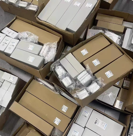 ?PM857K01 3BSE088385R1ABBAC800Mϵ߉݋ģK