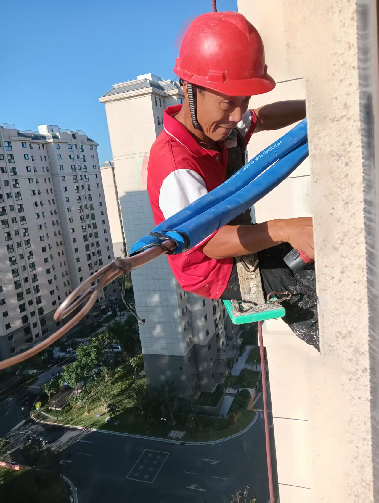 Ϻ≦{(dio)C(j)λ ˮ b ֩˵K߿շ(w)