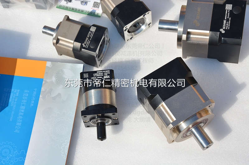 ECMA-C10604QSŷpٙCVGM PG60FL1-10-14-50