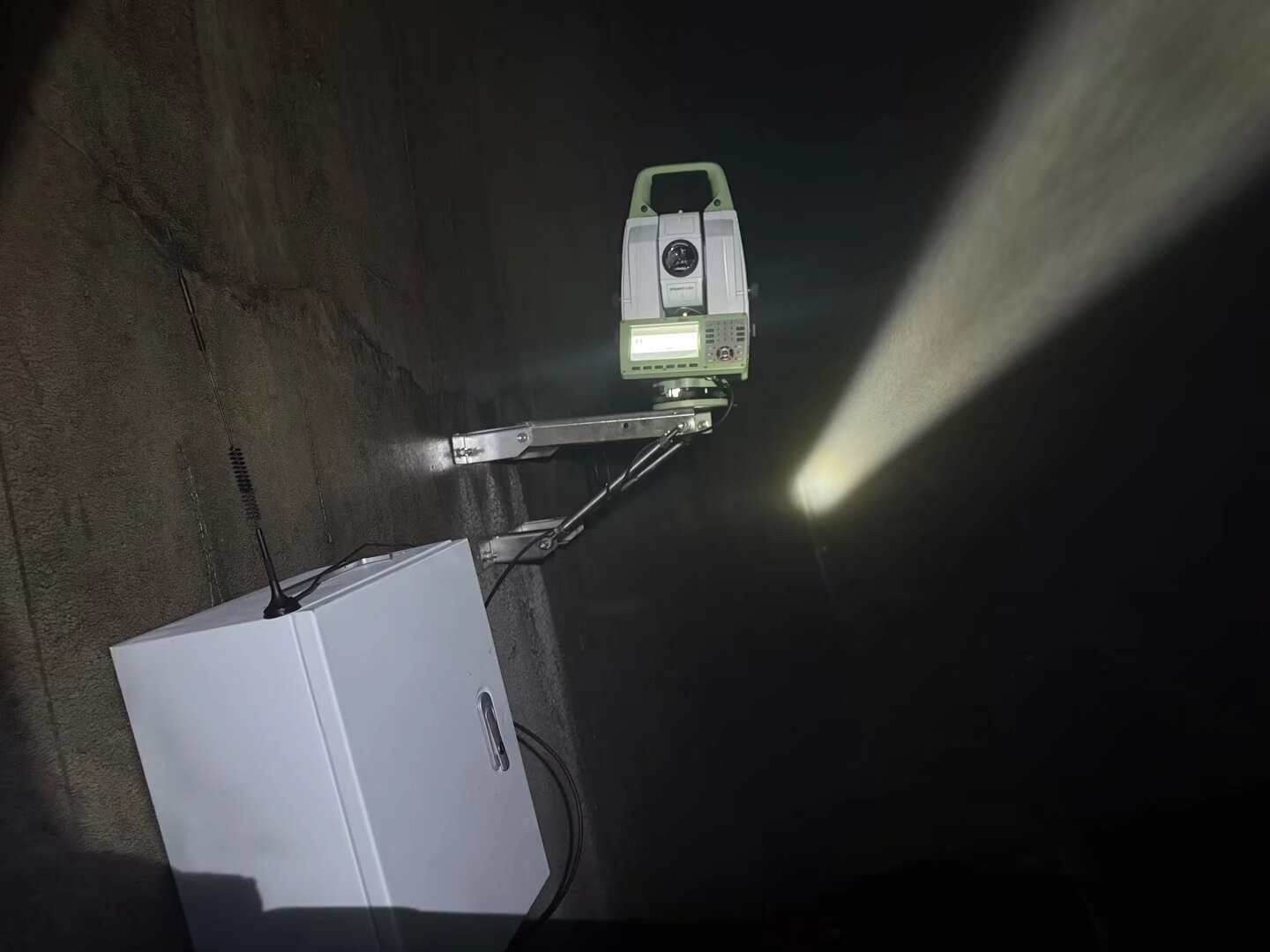 Ԅ(dng)׃αO(jin)y(c)ϵy(tng)ھ(xin)O(jin)y(c)ȫ(xing)(sh)r(sh)A(y)