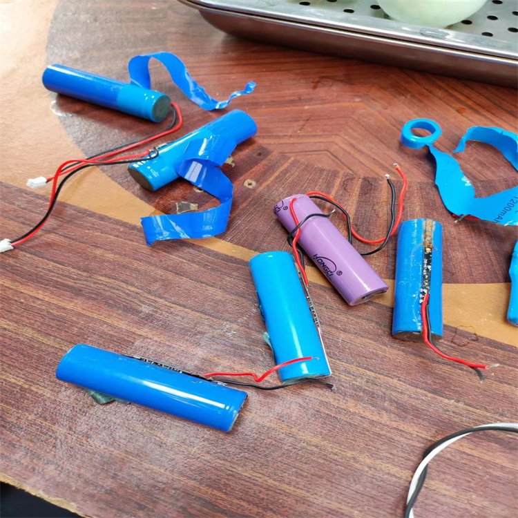 ~늳ػ3.7VUоC늳ز̎