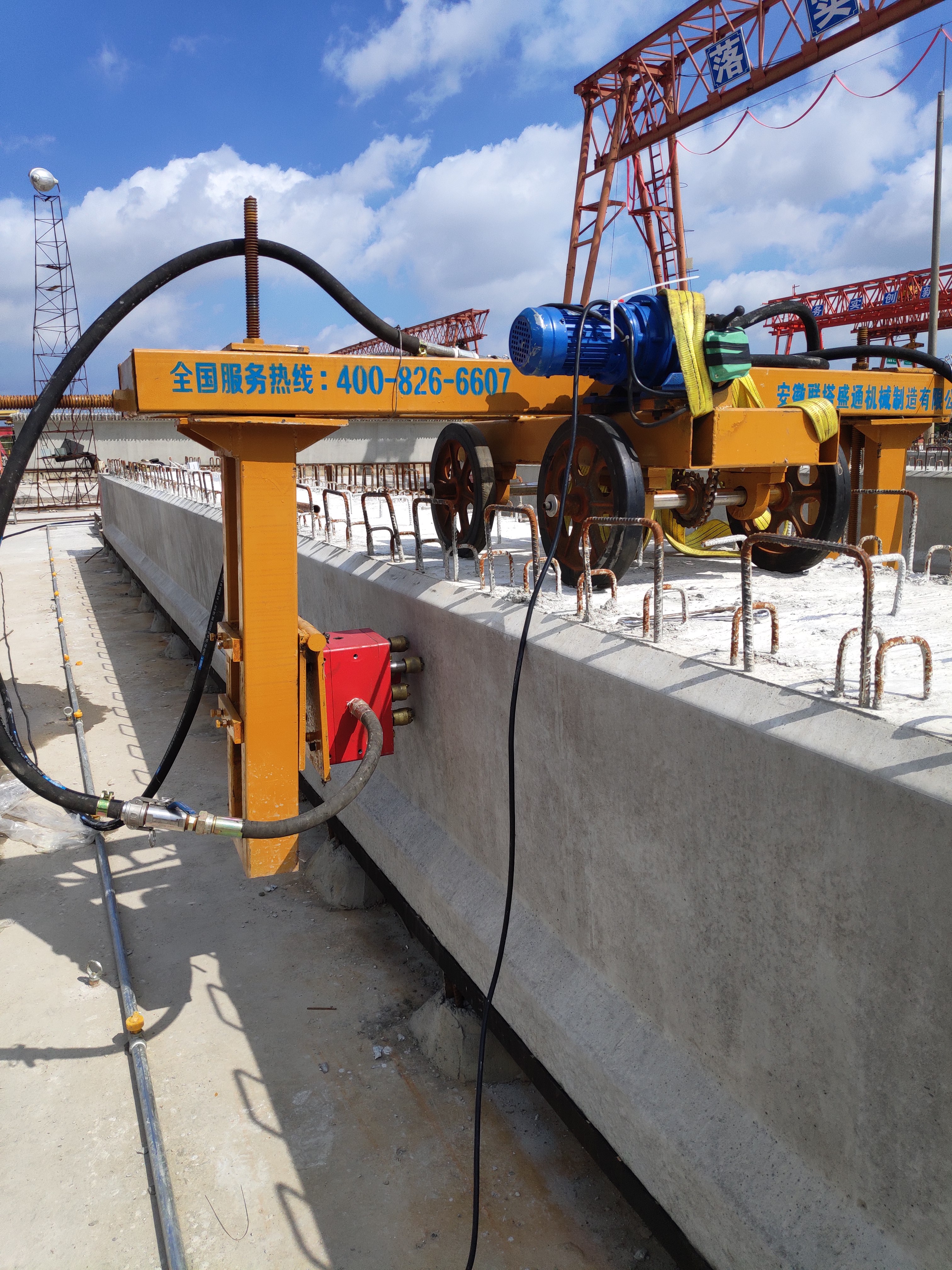 (lin)ʢͨpëC(j)(chng)A(y)(c)ëC(j)(jin)