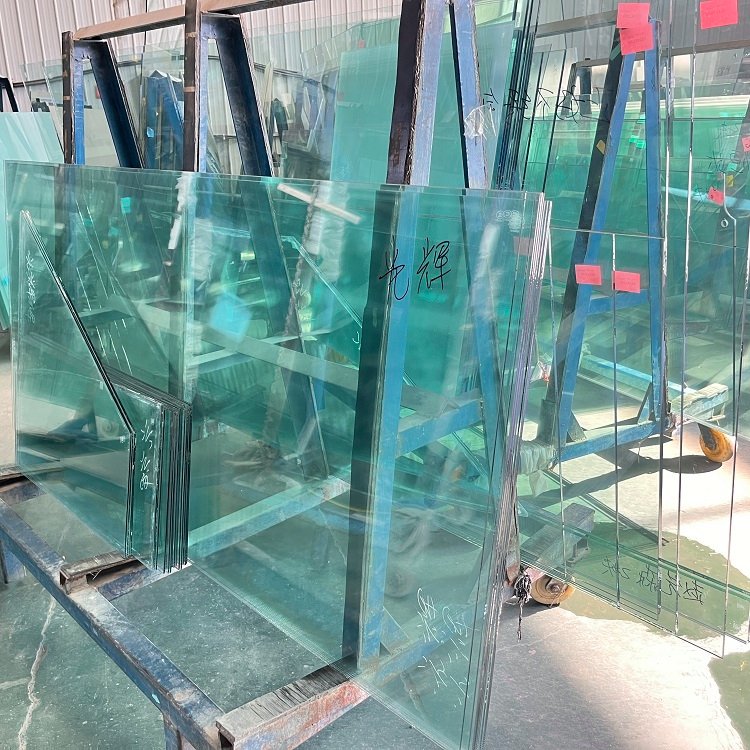 _LOW-EпղͺϷǘ˶Ǝ