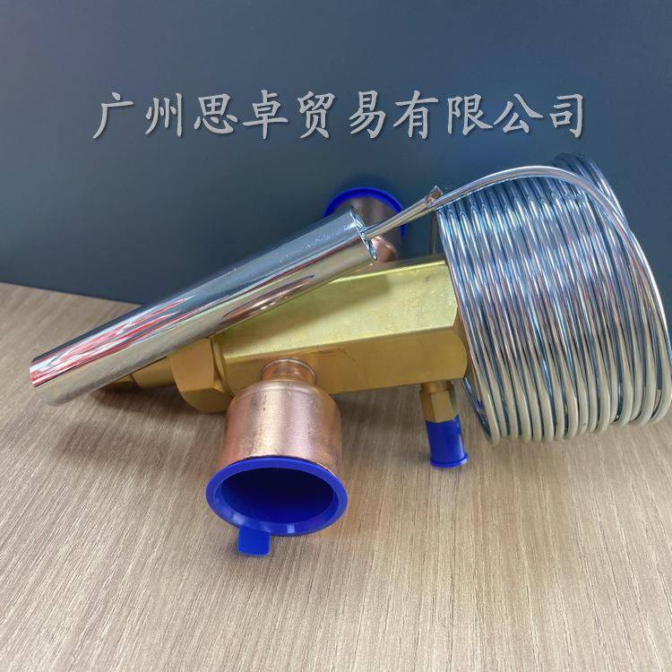 ĬEMERSON-TRAE40MCÛy