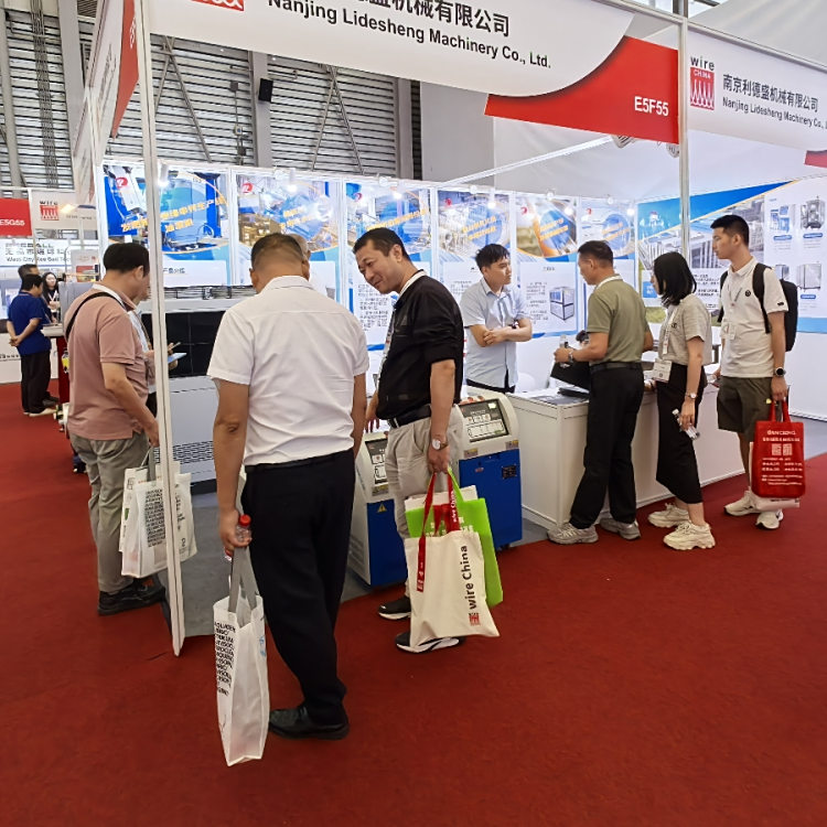 (yng)øߵ͜һwCѭh(hun)һwC͜ˮCߜؙ͜CS