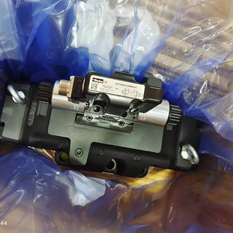 PARKERD31FCE01CC4NB70