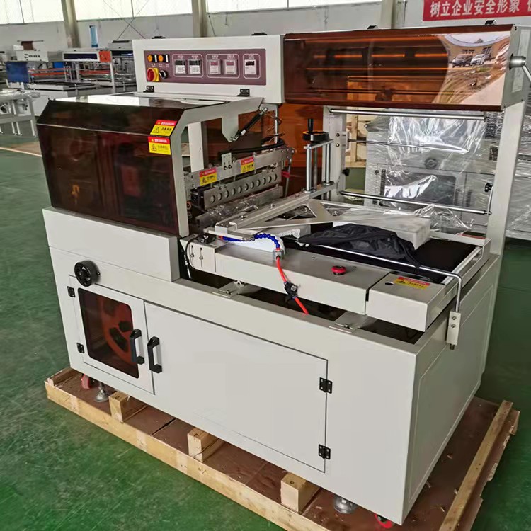 ʽsĤC(j);߸ĤڰbC(j)POFĤȫԄ(dng)C(j)C(j)е