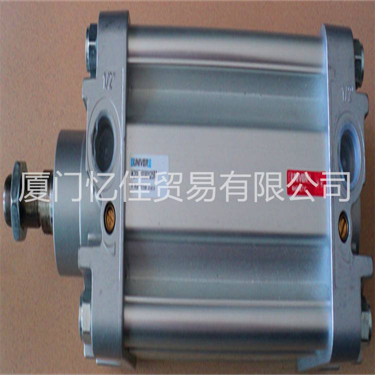 UNIVERƷK2001000700̖_׸׏400г32