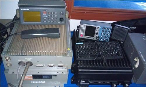 Simrad RS35 VHF/AIS Radio