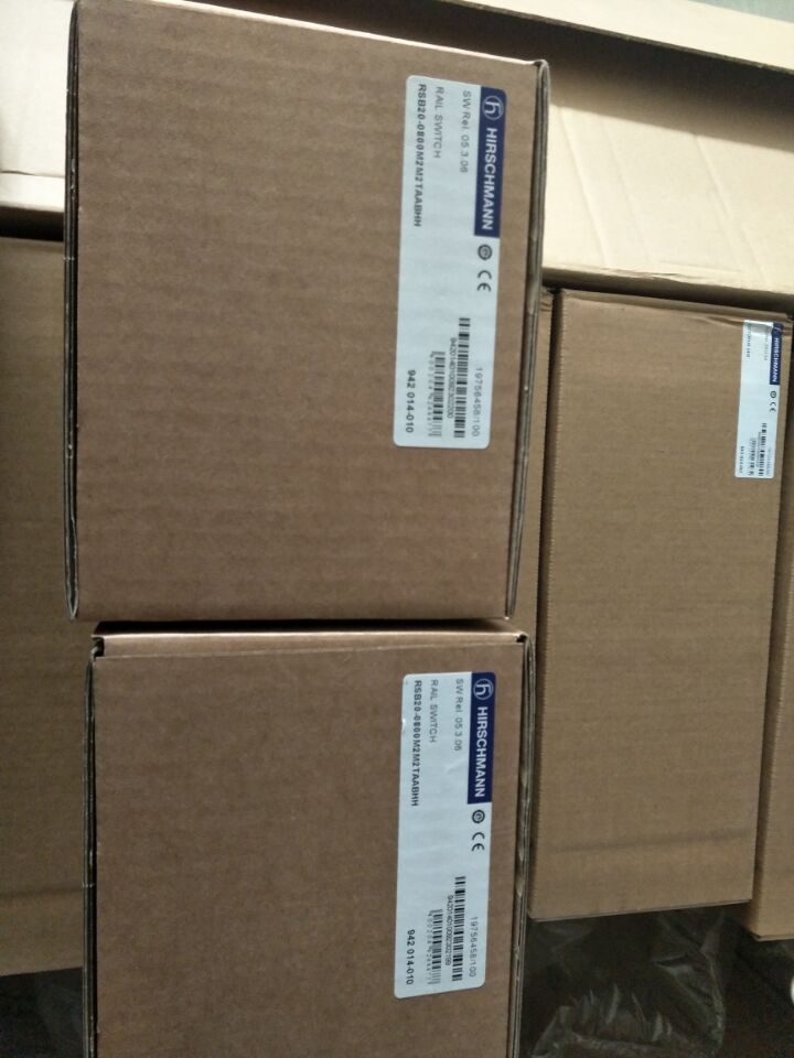 ˼QCOCTOPUS 16M-8PoE-2FX