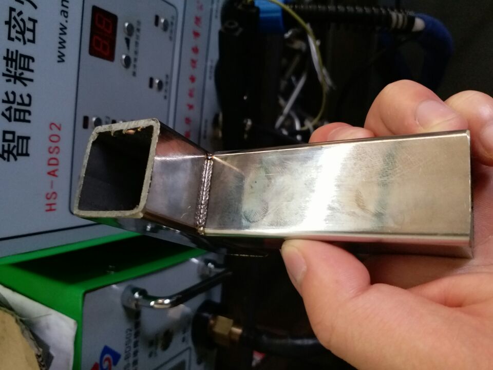 0.8ײP䓺Ӳ׃εĺCՙC