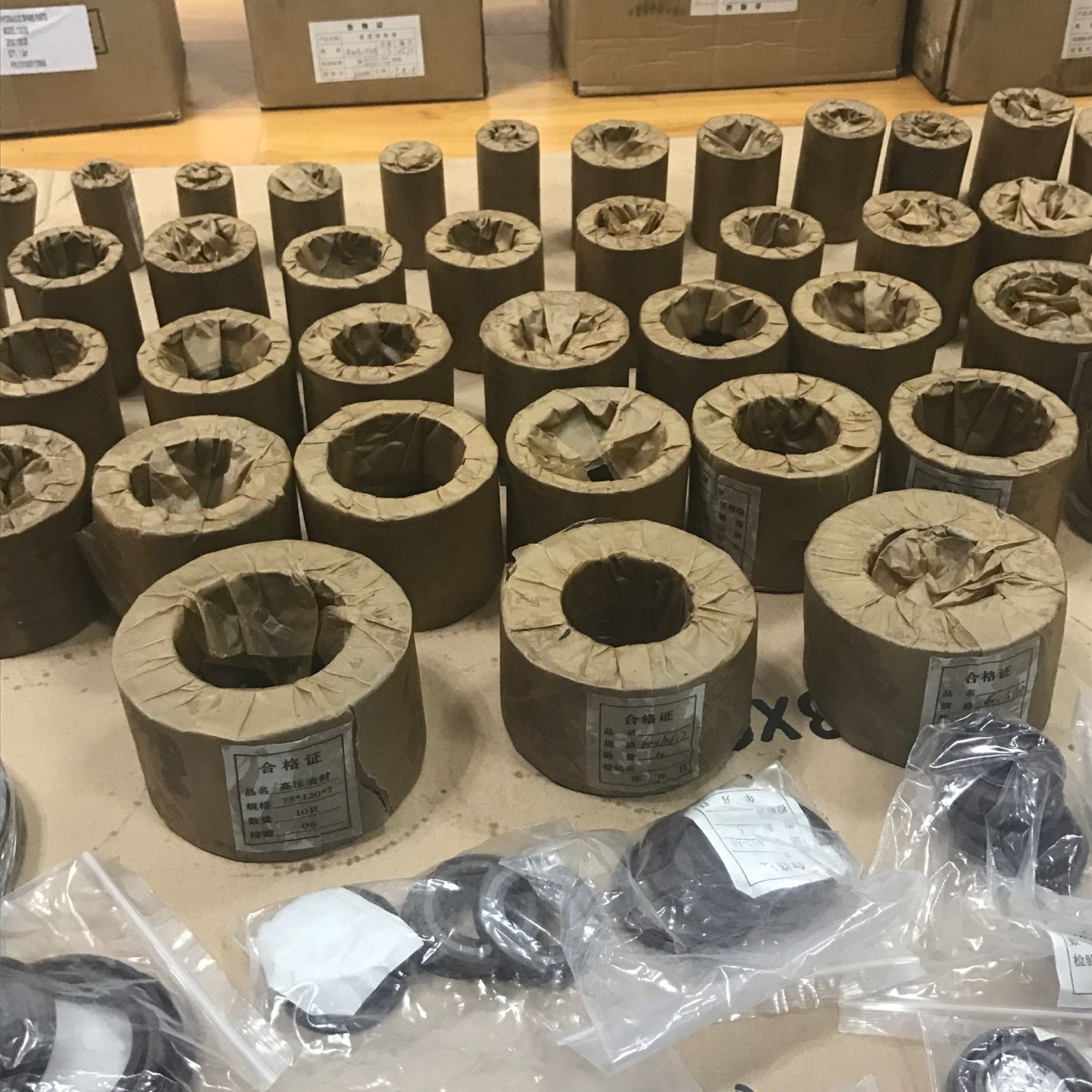 (yng) ʿ(l)ҺR_(d)ͷ ͸ߜͷ 30*42*6 (g)ߴ