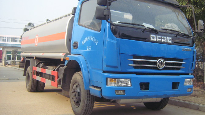 |L(fng)СԼ܇(ch)܇(ch)|L(fng)С(dng)܇(ch)