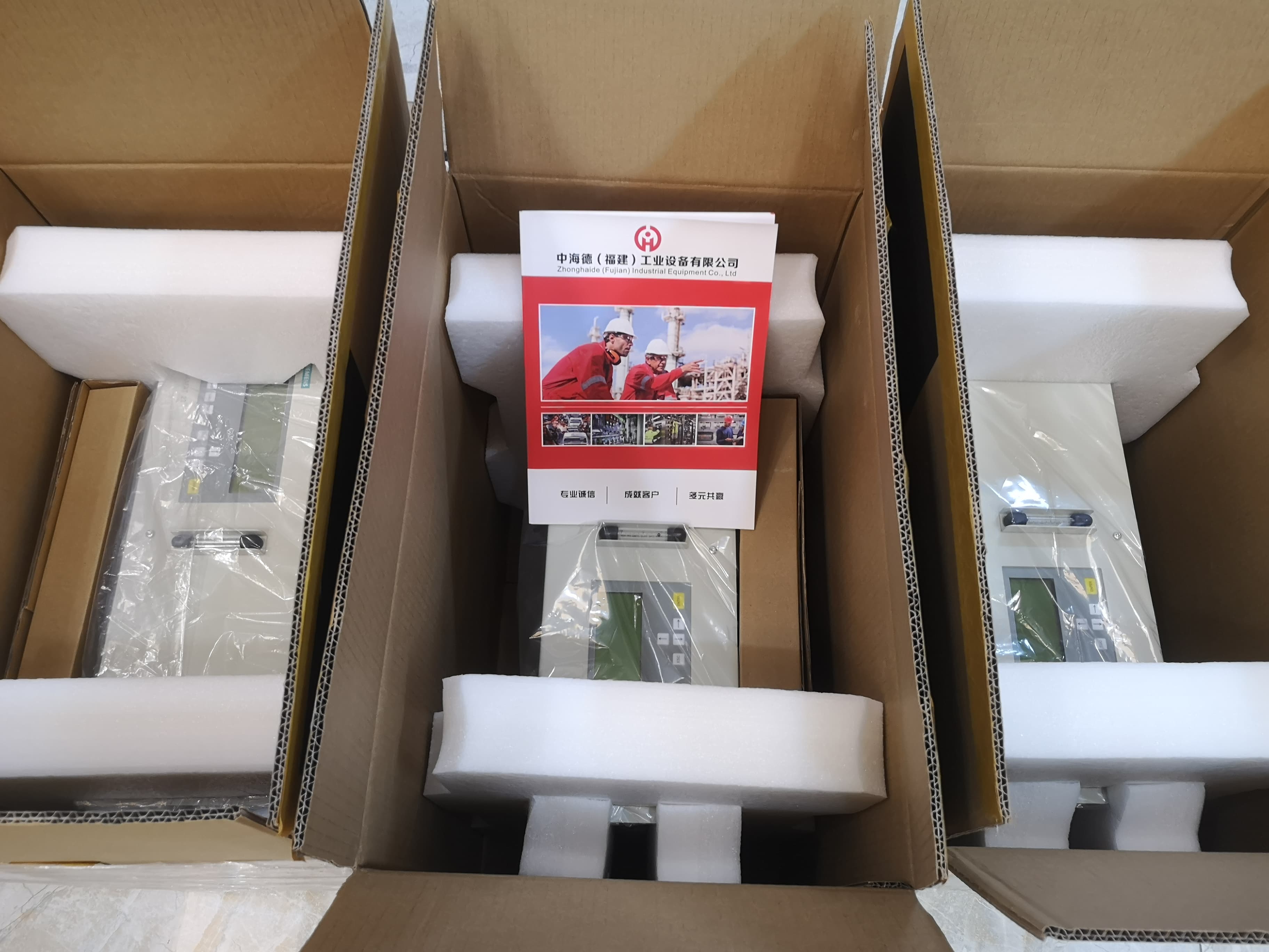 YӍ6SL3352-1AG38-8FA1شF؛