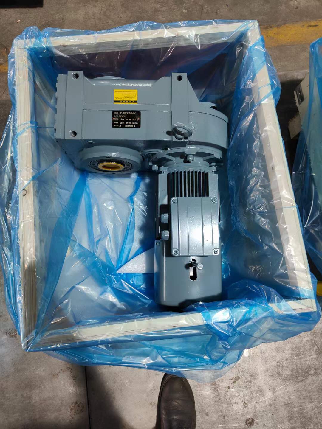 KAZS67-15.19M1B늙CpٙCM5PVHT30