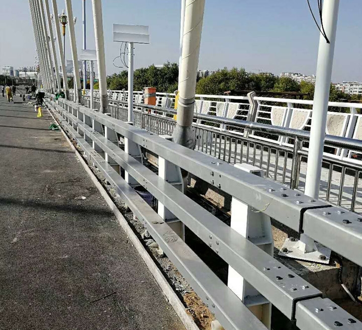 304P䓏ͺϹo2022Ѹ£/|ԃ