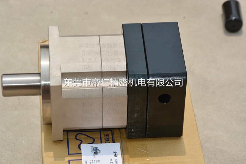 VGMMF180HL1-4-H-K-38-215T1FK7100-2