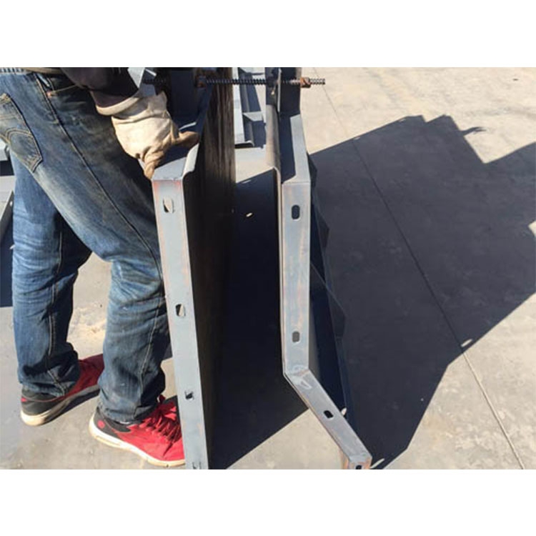 Fײoģ ײoģ R ٷײoģ lr