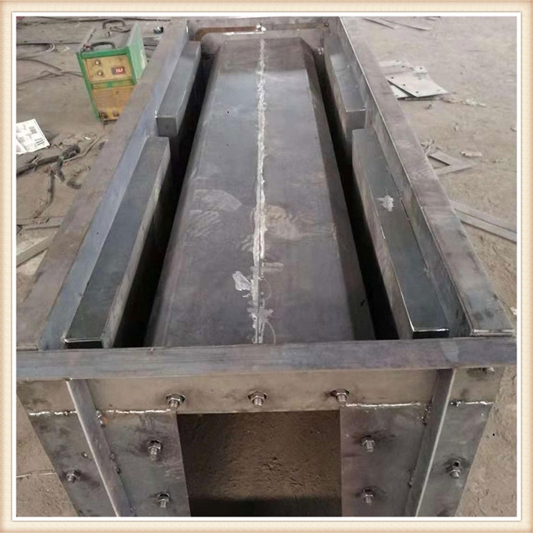 Uˮģ R ٹ·ˮģ ˮģ Aˮģ r