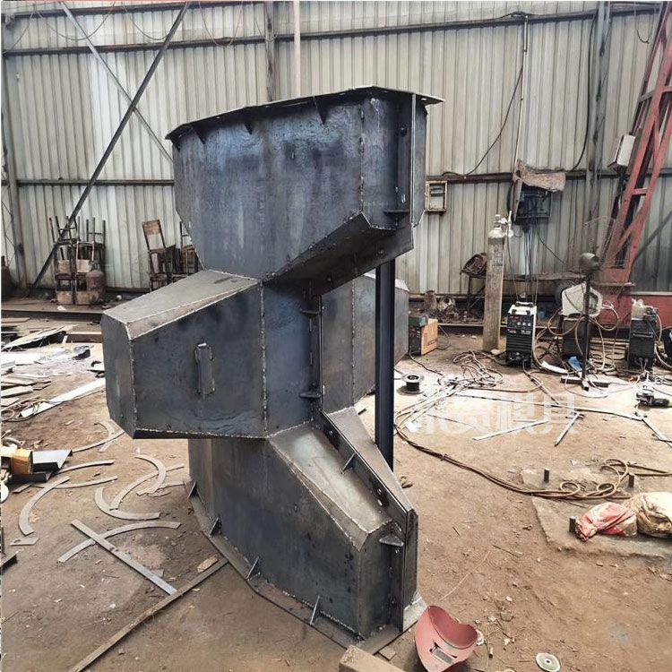 T ̷ĽǿĉKģ ĽǷˉKģ R ĽŤģ F؛