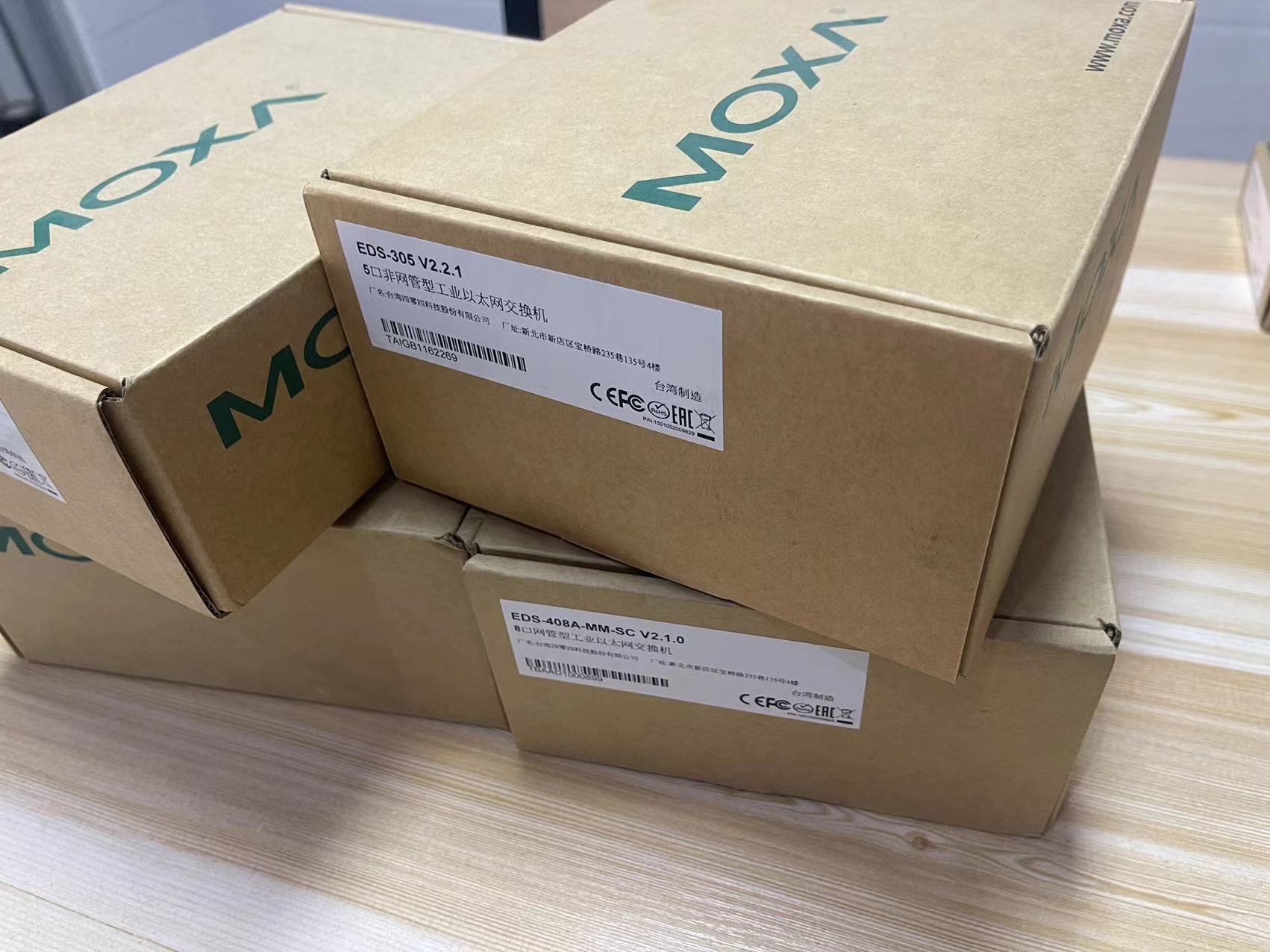 MOXAQC(j)F(xin)؛EDS-516AǾW(wng)ͮa(chn)ƷҎ(gu)