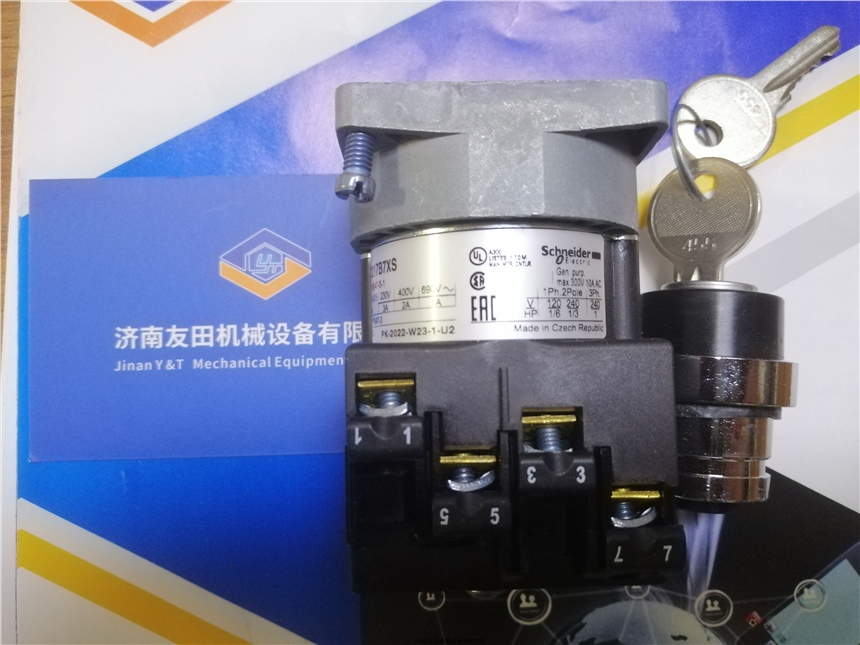 Schneider   IMD-IM9^zyx