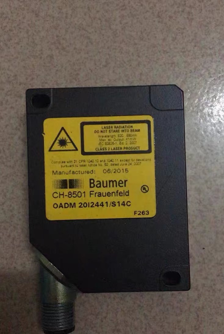 Baumer  OADM 20I2472/S14C xy y